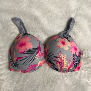 Victoria’s Secret PINK super push-up bra